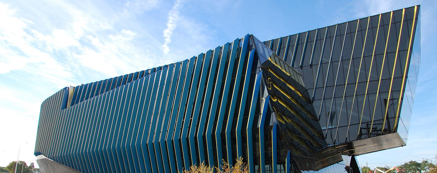 El Centro Building Exterior
