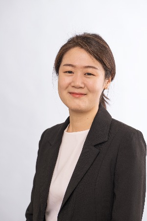 Photo of Dr. Senyung Lee